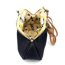 画像をギャラリービューアに読み込む, アンティークがま口ポシェット 黒無地/Pochette