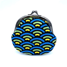 Load image into Gallery viewer, Pin-in clasp, Seigaiha/Purse