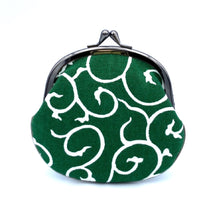 画像をギャラリービューアに読み込む, ピン入りがま口 帆布唐草/Purse