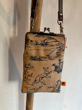 画像をギャラリービューアに読み込む, スマートフォンポシェット 鳥獣戯画/Smartphone pochette