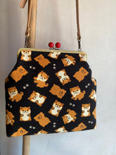 画像をギャラリービューアに読み込む, アンティークスクエアがま口ポシェット 豆しば/Pochette