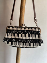 画像をギャラリービューアに読み込む, 親子がま口ポシェット 音符/Pochette