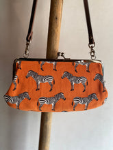 画像をギャラリービューアに読み込む, 親子がま口ポシェット シマウマ/Pocheete