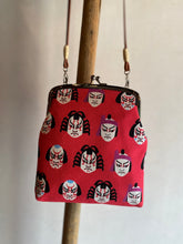 将图片加载到图库查看器,歌舞伎扣袋