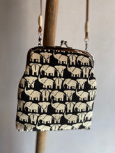 画像をギャラリービューアに読み込む, がま口ポシェット ぞう/Pochette