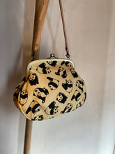 画像をギャラリービューアに読み込む, アンティークがま口ポシェット パンダ/Pochette