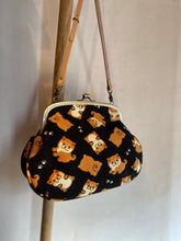 画像をギャラリービューアに読み込む, アンティークがま口ポシェット 豆しば/Pochette