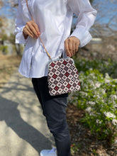 画像をギャラリービューアに読み込む, がま口ポシェット 龍郷/Pochette