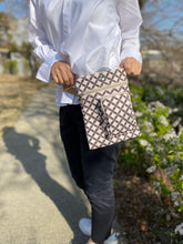 将图片加载到图库查看器,2 向手拿包(大)SHIPPO/手拿包