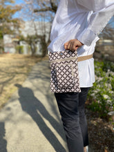 将图片加载到图库查看器,2 向手拿包(大)SHIPPO/手拿包