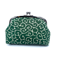 画像をギャラリービューアに読み込む, がま口ポーチ(大)ちりめん唐草/Bag/Pouch