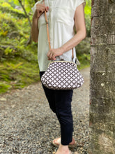 画像をギャラリービューアに読み込む, アンティークがま口ポシェット SHIPPO/Pochette