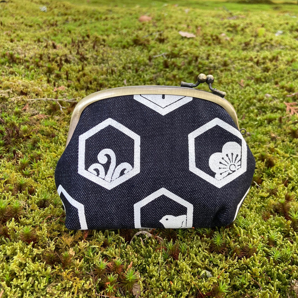 Small Denim Pouch with Tortoiseshell Pattern – WABISUKE