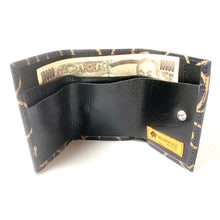 画像をギャラリービューアに読み込む, 牛革3つ折り財布 唐草柄/Cowhide wallet