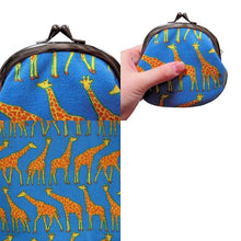 画像をギャラリービューアに読み込む, ピン入りがま口 きりん