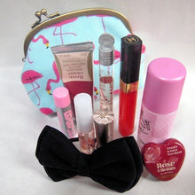 将图片加载到图库查看器,がま口ポーチ(小) フラミンゴ