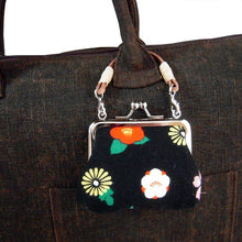 将图片加载到图库查看器,おさいふバッグ(ミニ)花あそび