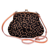 Load image into Gallery viewer, アンティークがま口ポシェット 帆布唐草