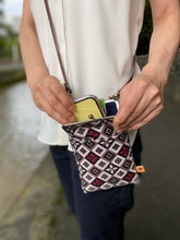 Load image into Gallery viewer, スマートフォンポシェット　龍郷／Smartphone　pochette
