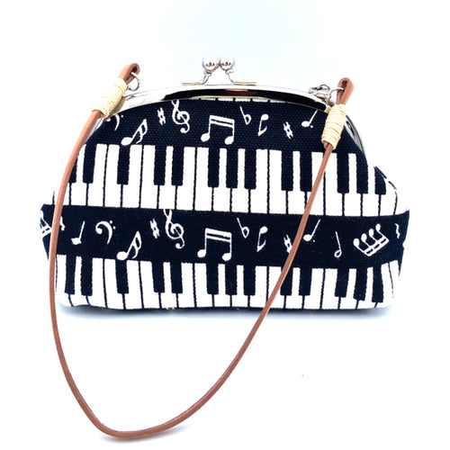 ピアノ piano