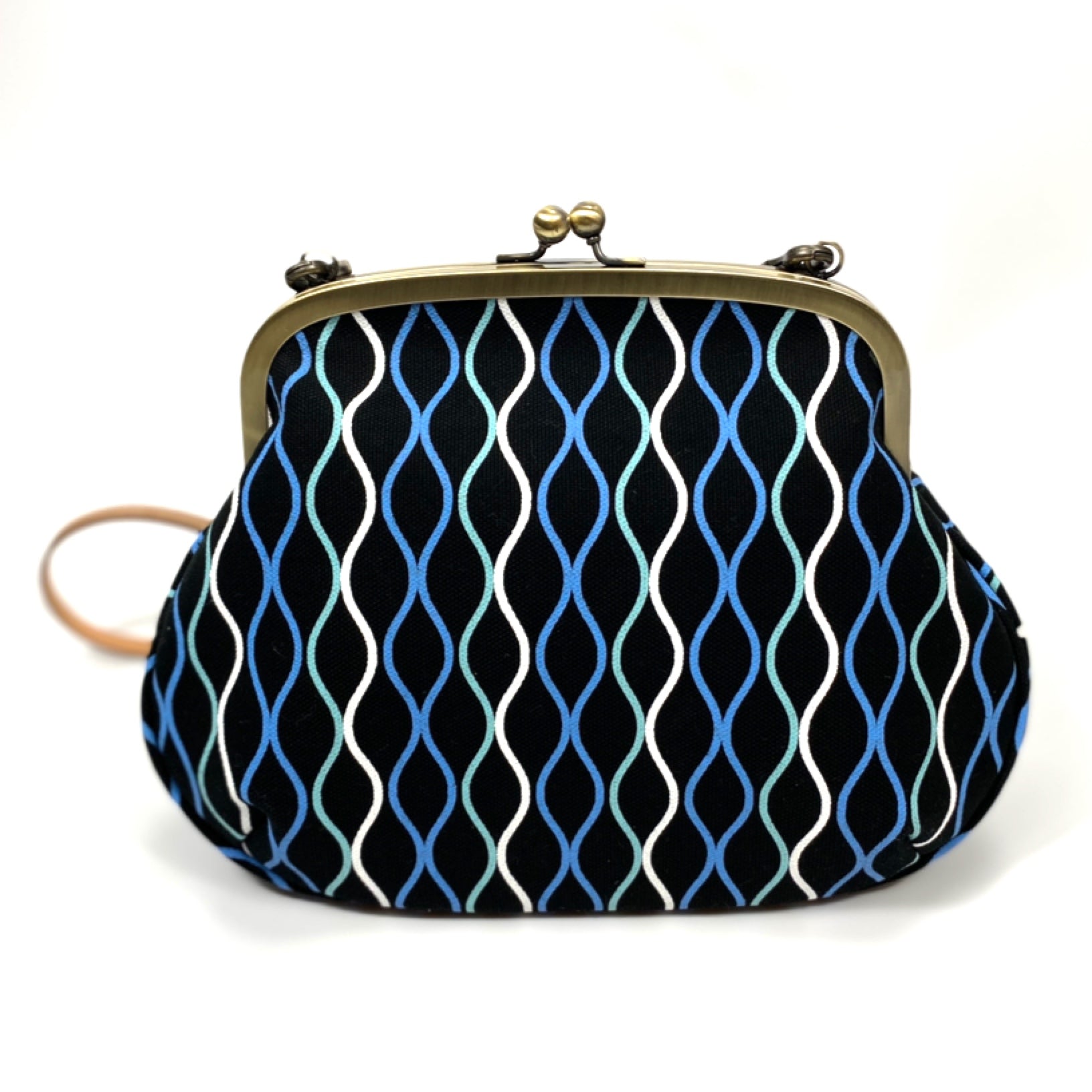 Antique clasp pouch – Tagged 